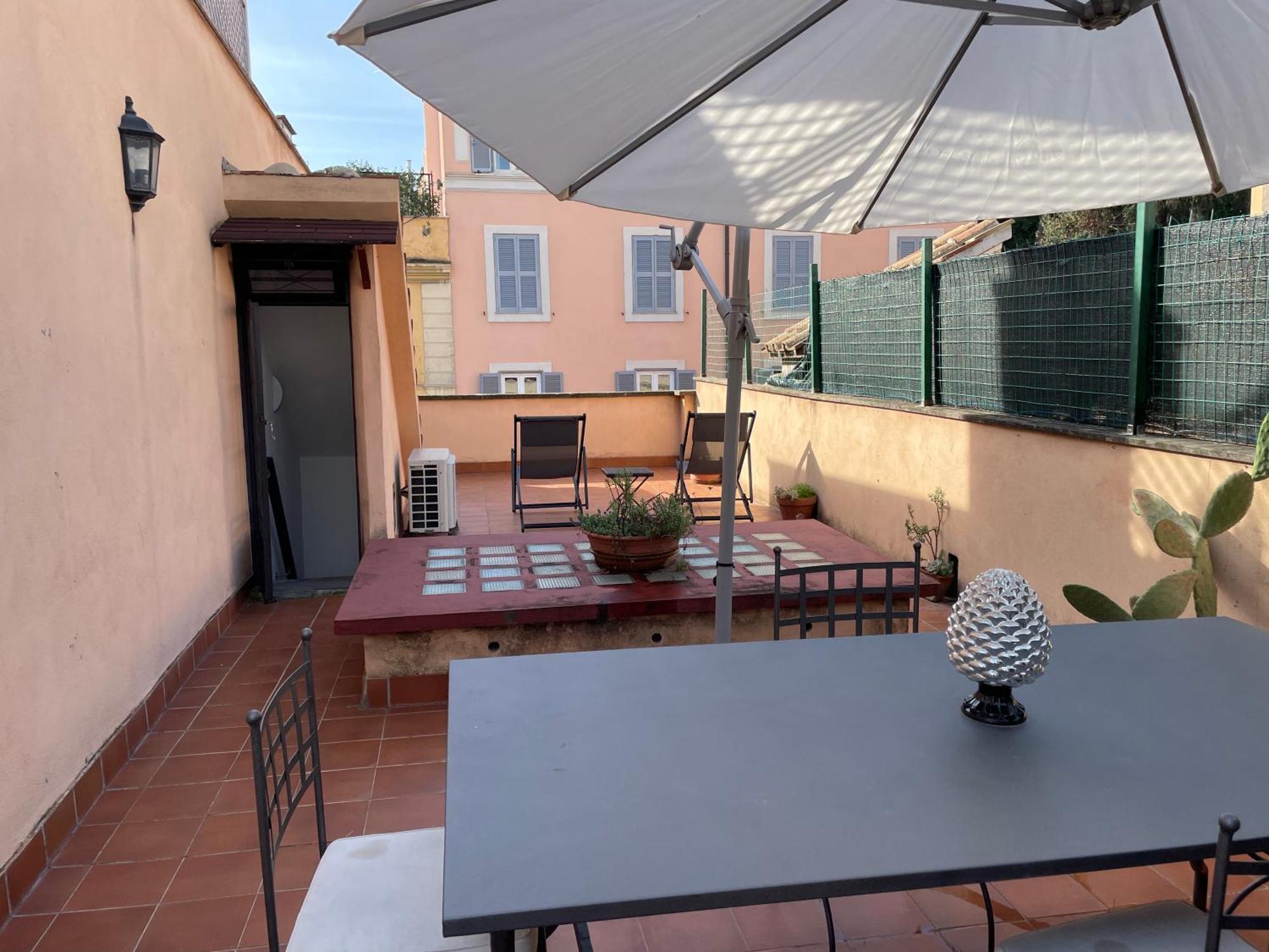 Apartamento A Romantic Terrace In Colosseum Roma