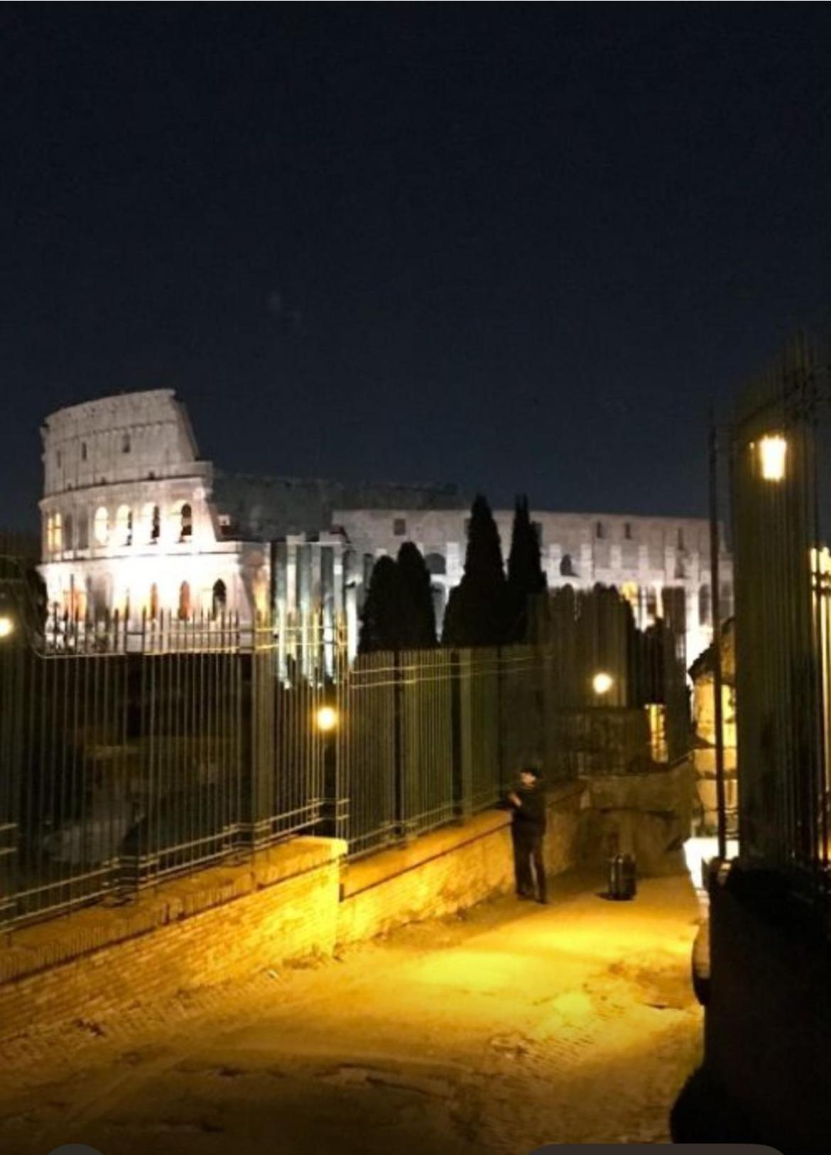 A Romantic Terrace In Colosseum Roma